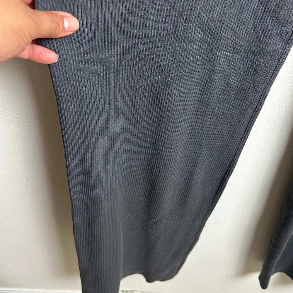 MESHKI Gray Ribbed Flare thick knit pants size: XXXL - Picture 4 of 8